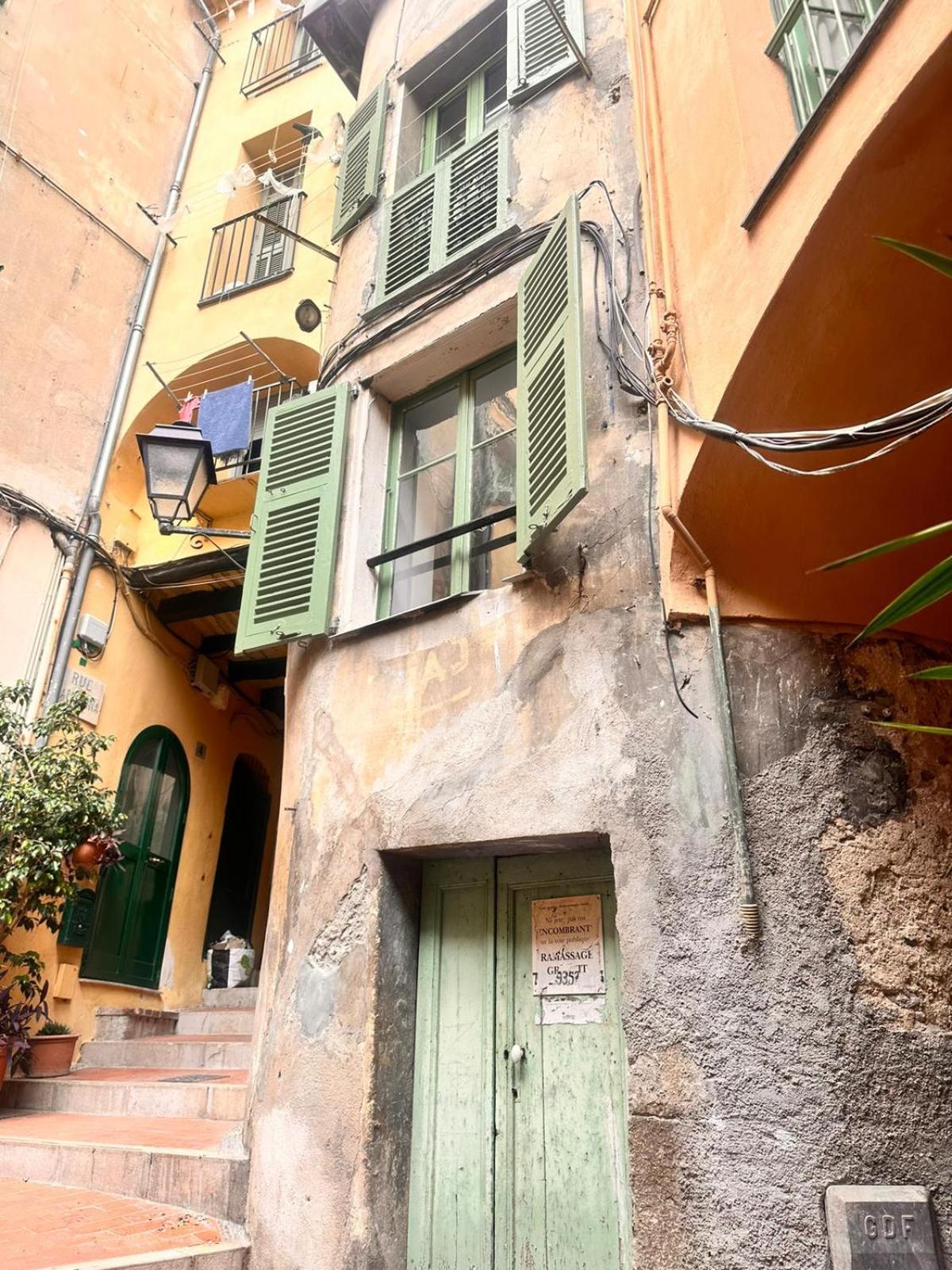 Maison De Ville Typique Mentonnaise Exterior foto